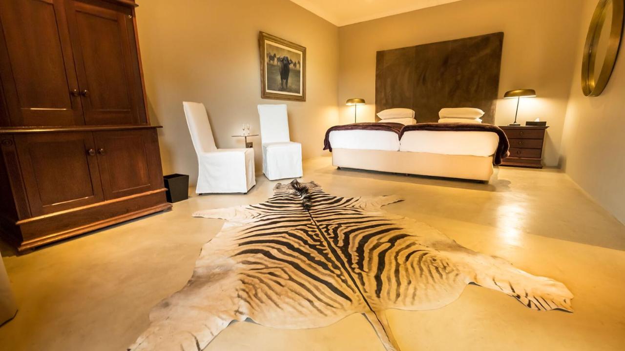 Villa Bagatelle Kalahari Game Ranch Hardap Exterior foto