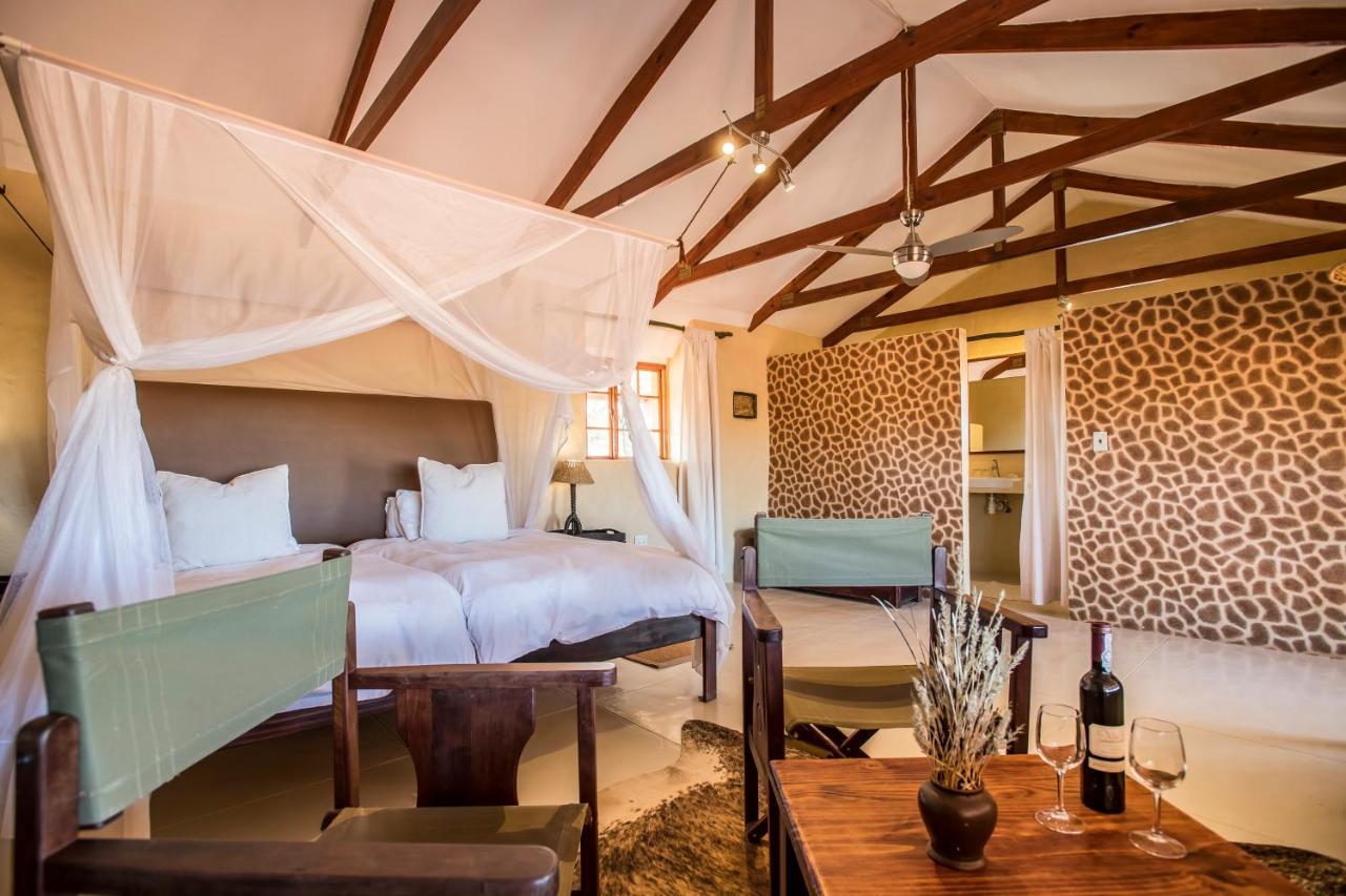 Villa Bagatelle Kalahari Game Ranch Hardap Exterior foto