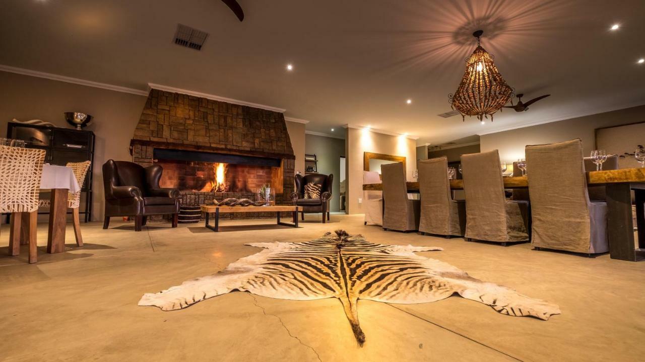 Villa Bagatelle Kalahari Game Ranch Hardap Exterior foto