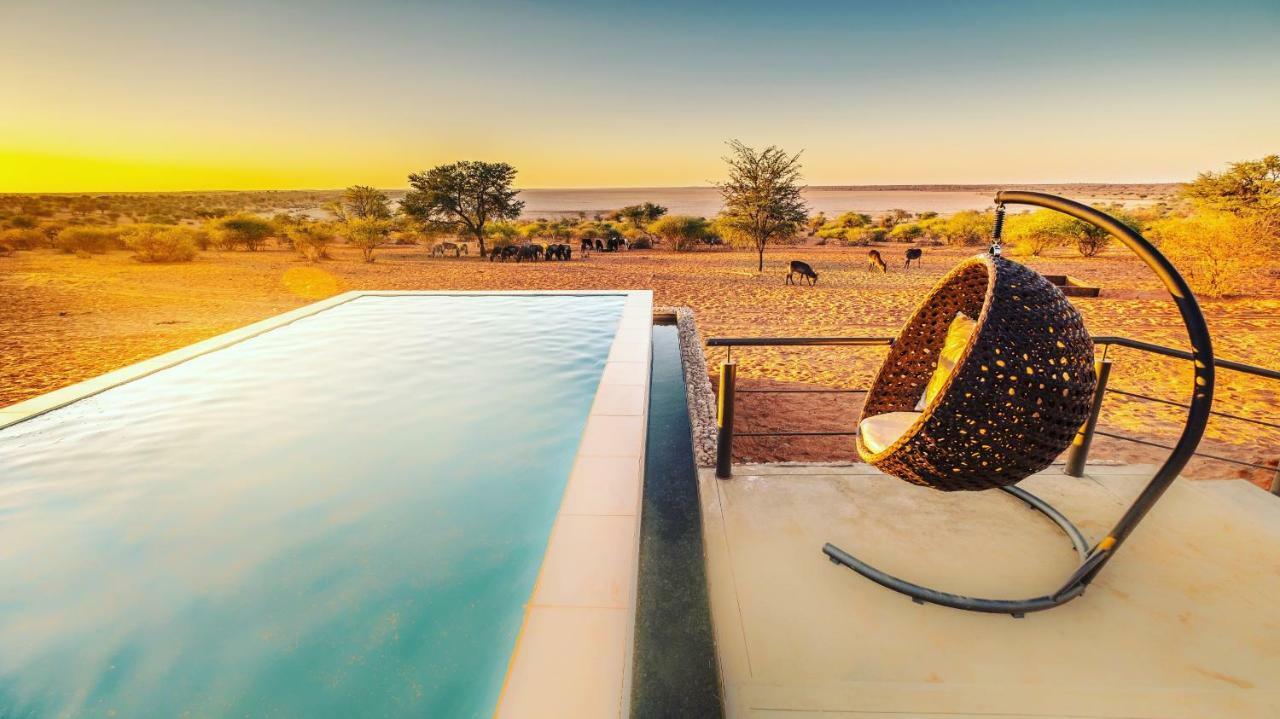 Villa Bagatelle Kalahari Game Ranch Hardap Exterior foto